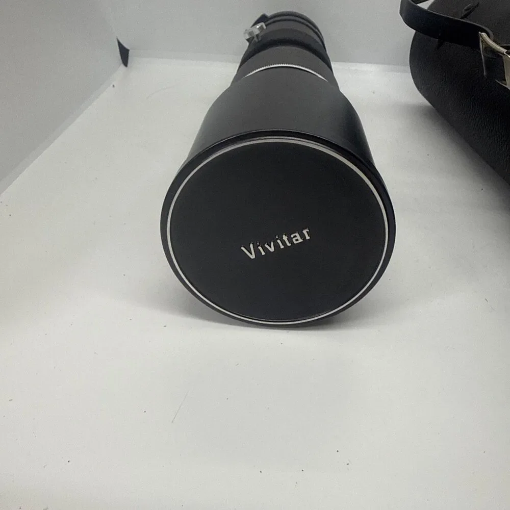 Vintage Vivitar 400mm f/6.3 T4 mount Telephoto lens with hard case